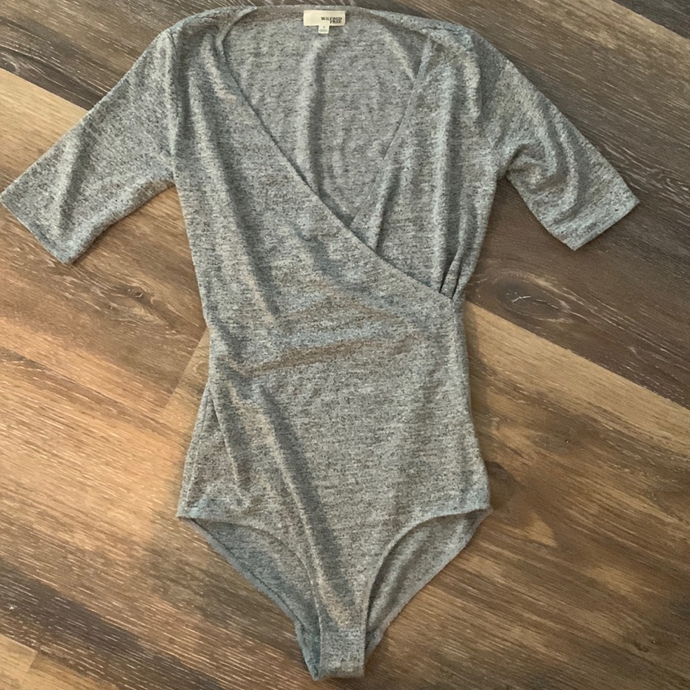 Wilfred by Aritzia gray heathered bodysuit - small